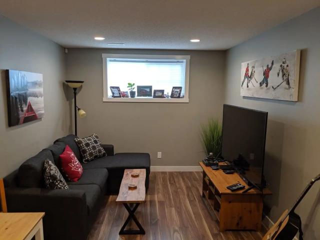 Place for rent in McKenzie Towne