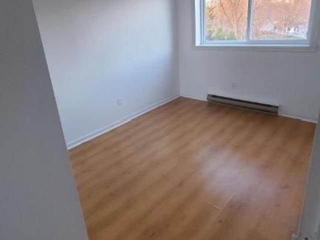 Place Mercier | Appartement 5 1/2 Neuf à Louer | 3 bedrooms for Rent | Candiac