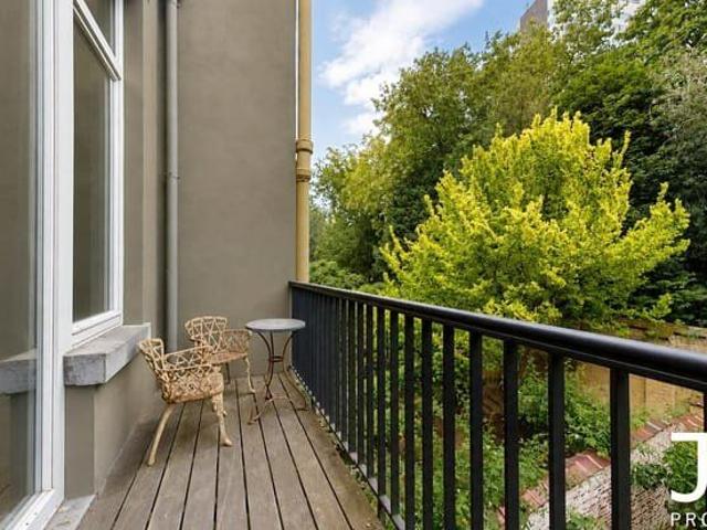 Place Poelaert – Stunning 1 Bedroom Apartment with Terrace