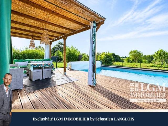 Plagnole, Maison de plain pied de 248m2 sur 2ha à 5mn de Rie. 248m² Plagnole