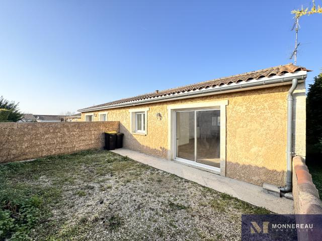 PLAIN PIED PROCHE CENTRE VILLE BARBEZIEUX