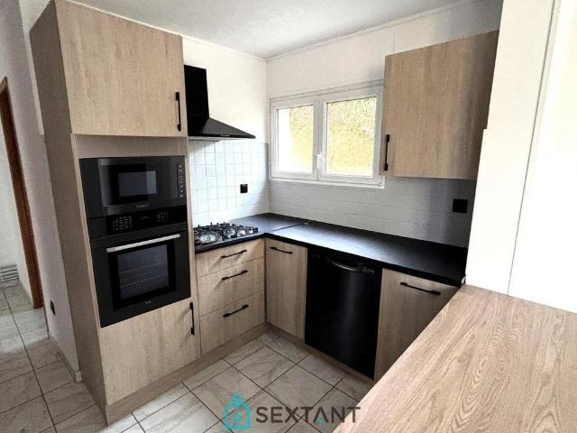 Plain pied 2 chambres + 1 bureau