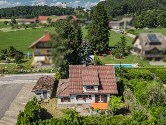 Plainberg: Haus zum Sanieren, Lage zum Bleiben