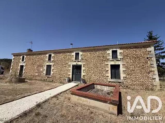 Plaine et Vallées 79100 Achat / Vente maison 7 pièces t7 piscine terrasse
