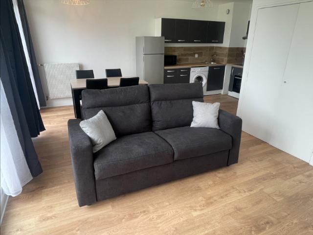 Plaisir: appartement F1 31 m² refais à NEUF !