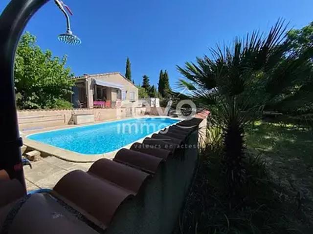 Plaissan 34230 Achat / Vente maison 4 pièces t4 au dernier étage piscine