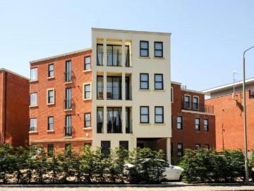 Plaistow Lane, Bromley BR1 2 bed flat to rent £1,900 pcm £438 pw