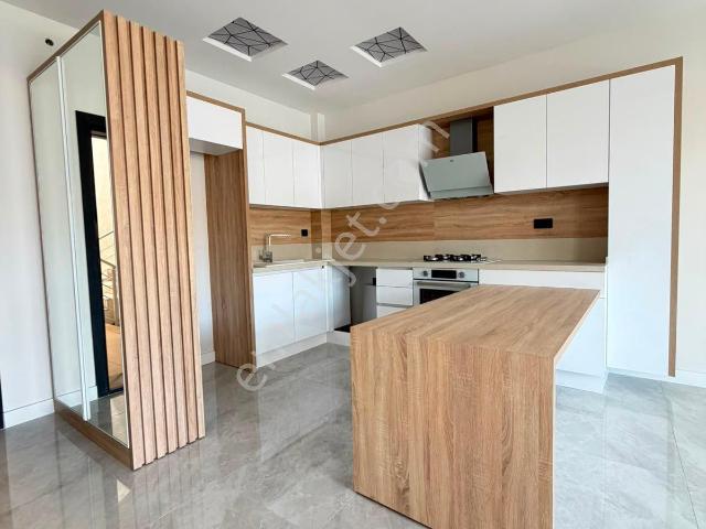 Plaja 2 Dk Lüks Çatı Dublex Daire