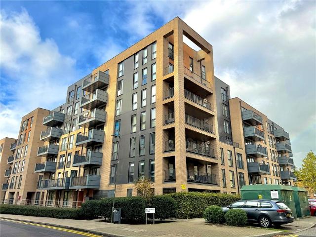 Plamer Court, Colindale NW9, 2 bed flat to rent, £2,000 pcm | PrimeLocation