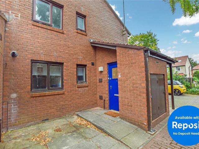 Planetree Walk, Brooklands, M23 1 bed flat to rent £850 pcm £196 pw
