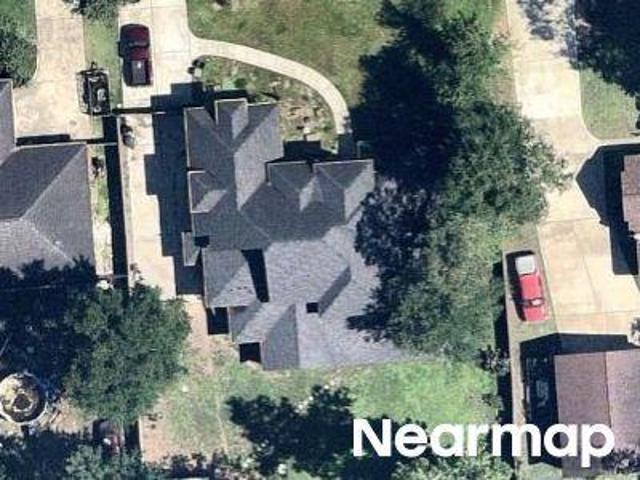 Plantation Creek Dr