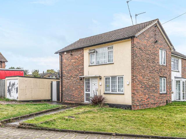 Plantation Drive, Orpington BR5, 3 bed property to rent, £2,400 pcm | PrimeLocation