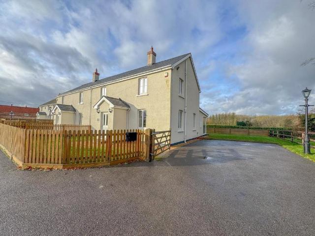 Plantation Stud Cottages, Plantation. 3 bed semi detached house to rent £2,400 pcm £554 pw