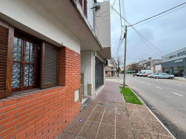 Planta alta de 3 dormitorios en alquiler