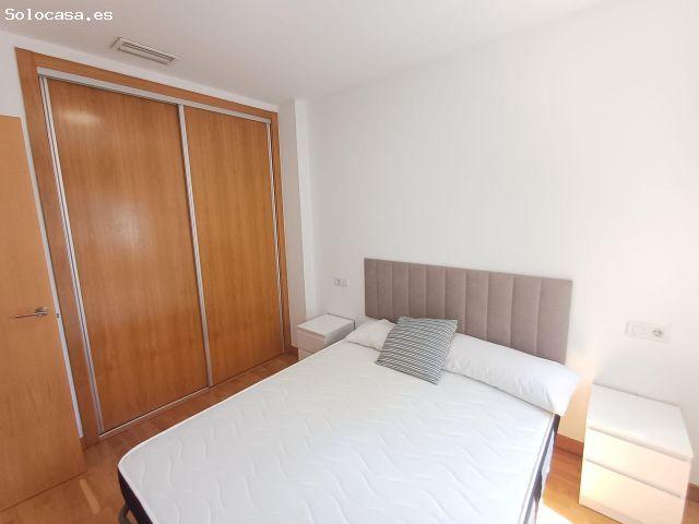 Planta Baja Con Gran Porche Y Patio En Zona Residencial