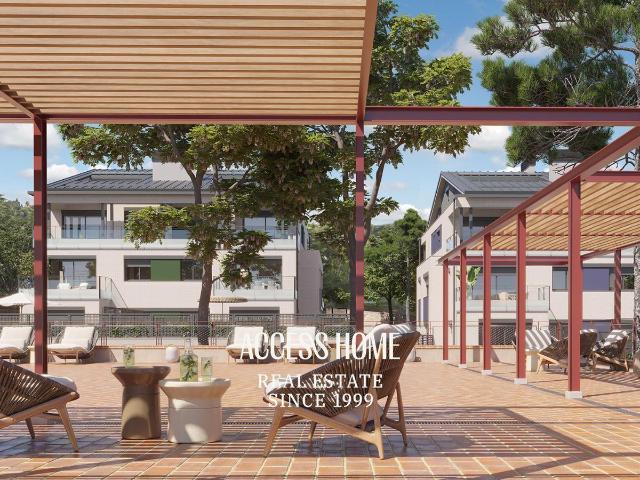 Planta baja dúplex con amplia terraza y zona comunitaria con. 80m² Premia de Dalt