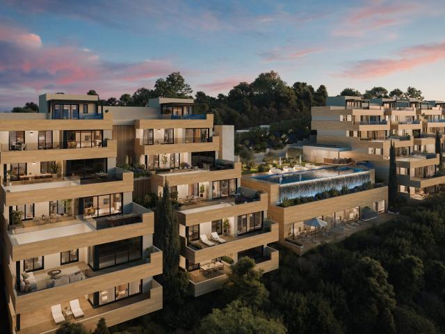 Planta Baja Elevada con 2 dormitorios y 2 baños. Situada en. 98m² Marbella