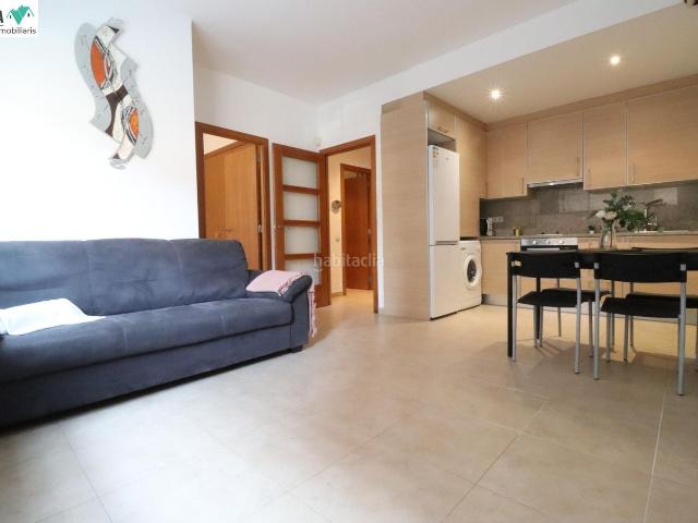 Planta baja en venta en Terrassa, Ca n'Aurell. PLANTA BAJA DE 1 HABITACIÓN EXTERIOR CON PLAZA DE PARKING. Plantas bajas.