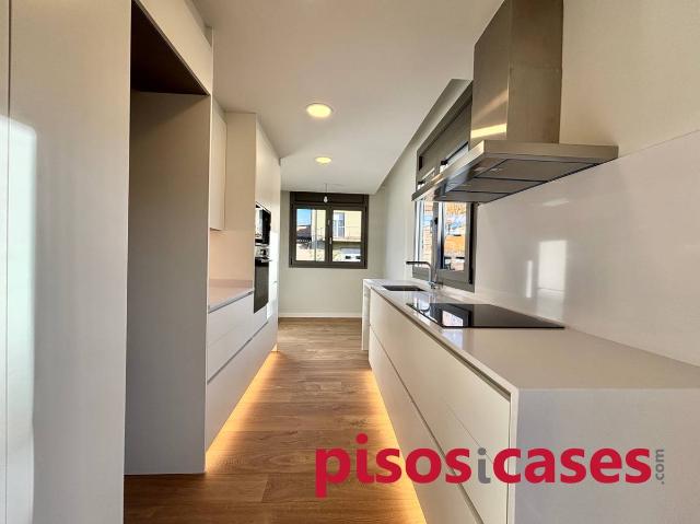 Planta baja en Venta en Tona