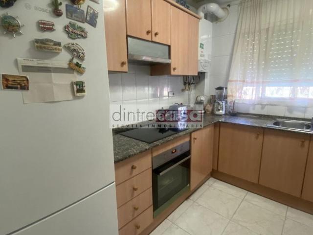 Planta baja en venta en Tordera, Tordera. PLANTA BAJA EXTERIOR CON PATIO DE 30 METROS, ZONA CENTRO. Plantas bajas.