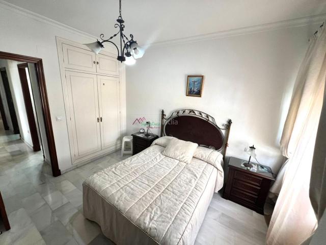 Planta baja en venta en Ubrique. PLANTA BAJA CON ASCENSOR ZONA CENTRO. Plantas bajas.