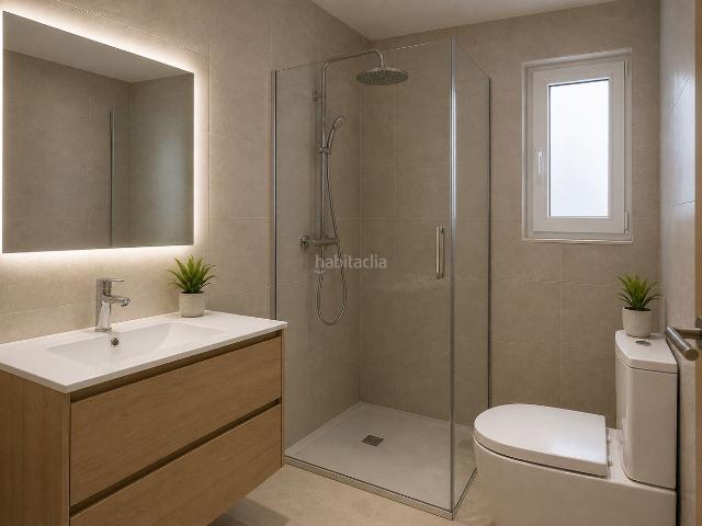 Planta baja en venta en Valencia, Barrio Benicalap. Bajos de obra nueva. Plantas bajas.