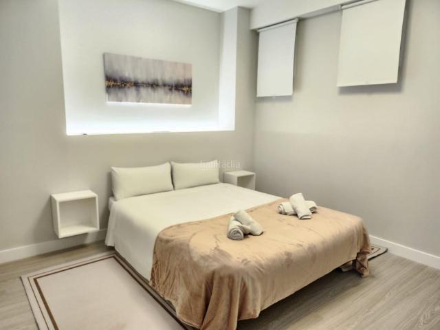 Planta baja en venta en Valencia, En Corts Doctor Waksman. OPORTUNIDAD INVERSIÓN APARTAMENTO TURISTICO EN VENTA. Plantas bajas.