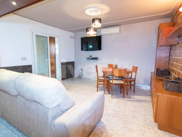Planta baja en venta en Vilanova del Camí. Planta baja Reformado con Patio y Trastero. Plantas bajas Vilanova del.