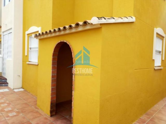 Planta baja en venta en Xeraco. PLANTA BAJA EN PLAYA DE XERACO TU ESCAPADA PERFECTA AL MEDITERRÁNEO. Plantas bajas.