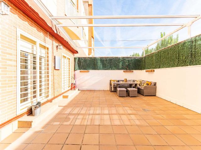 Planta baja en venta en Arroyomolinos, Las Castañeras Bulevar. Espectacular piso bajo situado en la zona más privilegiada de Arroyomolinos. Plantas bajas.