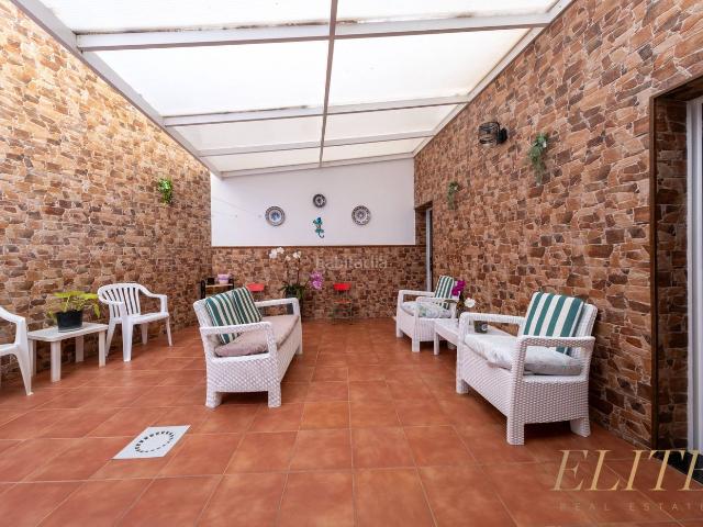 Planta baja en venta en Arucas, Arucas Casco. El espacio que tu familia merece, con la calma que siempre has buscado en Arucas. Plantas bajas.