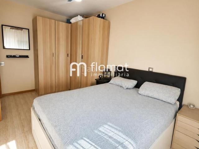 Planta baja en venta en Badalona, Sant Crist. PLANTA BAJA CON TERRAZA. Plantas bajas.