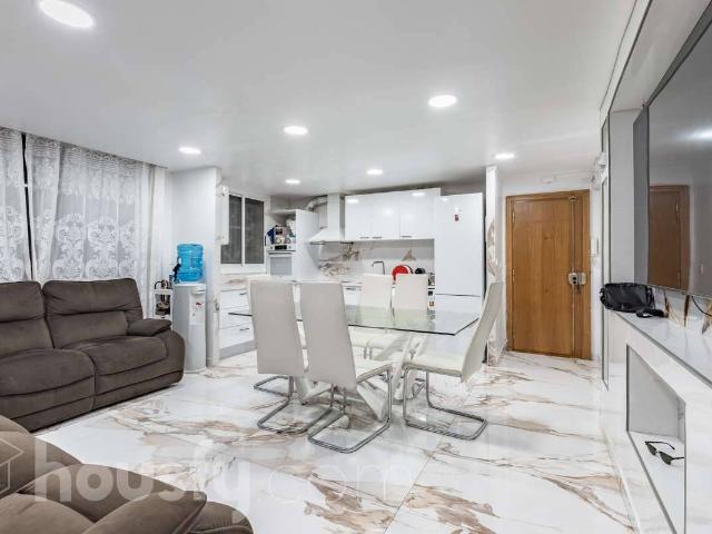 Planta baja en Venta en Badia del Vallès