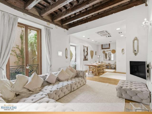 Planta baja en venta en Baleares Palma de Mallorca, La Seu. Palma Elegante piso recién reformado en el antiguo palacio, cerca de la catedral Obj.Nr. 9546. Plantas bajas Palma de.