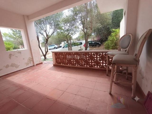 Planta baja en venta en Baleares Sant Josep de sa Talaia, Sant Agustí Cala de Bou. Bajo con jardín esquinero de 360 m de parcela, terrazas, vistas despejadas y gran potencial en San Agustín. Plantas.