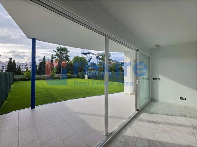 Planta baja en venta en Baleares Sant Josep de sa Talaia, Sant Agustí Cala de Bou. Bajo 3 habitaciones 2 baños piscina comunitaria y parking Cala Pinet. Plantas bajas Sant Josep de sa.