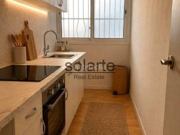 Planta baja en venta en Barcelona, Ciutat Meridiana. Vivienda reformada y luminosa lista para entrar a vivir. Plantas bajas.
