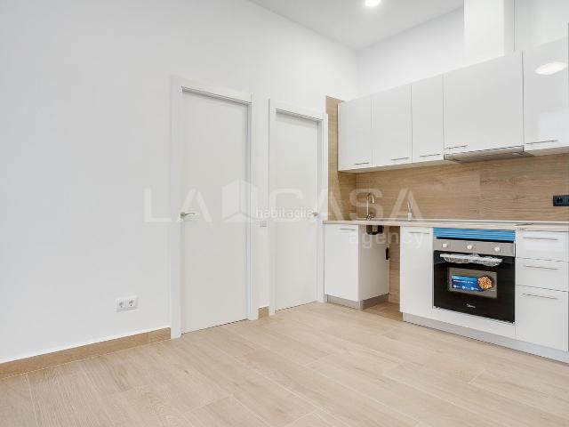 Planta baja en venta en Barcelona, El Camp d´en Grassot i Gràcia Nova. DOS HABITACIONES. Plantas bajas.