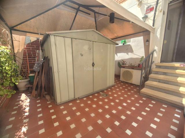 Planta baja en venta en Barcelona, La Salut. Piso con terraza bien ubicado. Plantas bajas.