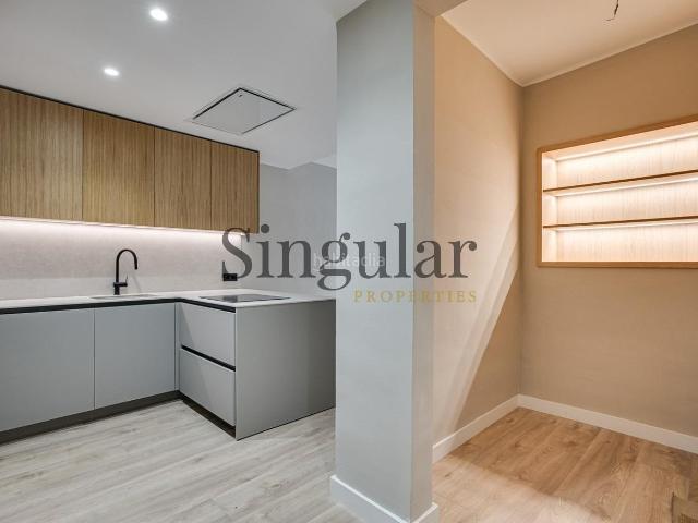 Planta baja en venta en Barcelona, Sant Gervasi Bonanova. Piso en venta en Sant Gervasi. Plantas bajas.