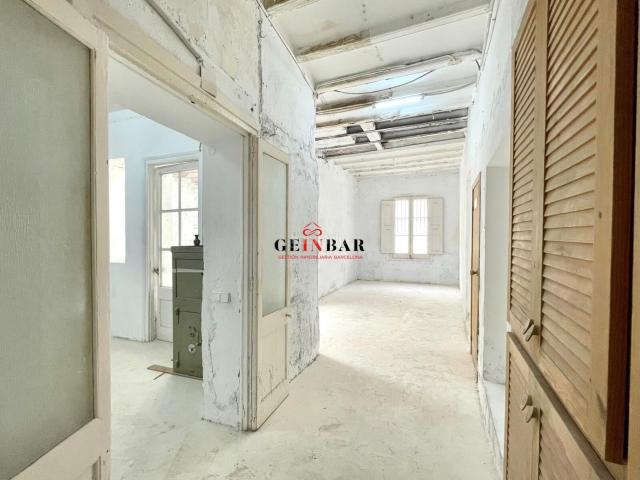 Planta baja en venta en Barcelona, Sarrià. GRAN VIVIENDALOCAL EN EL CORAZÓN DE MAJOR DE SARRIÀ. Plantas bajas.