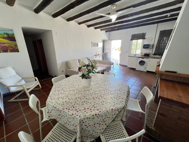 Planta baja en venta en Benaocaz. VENTA PISO PLANTA BAJA BENAOCAZ. Plantas bajas.
