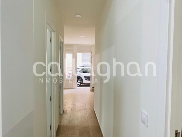 Planta baja en venta en Burjassot, El Castell. Acogedora vivienda con alta capacidad de generar ingresos pasivos. Plantas bajas.