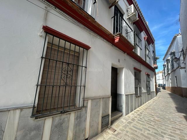 Planta baja en venta en Carmona. PISO CÉNTRICO EN CARMONA. Plantas bajas.