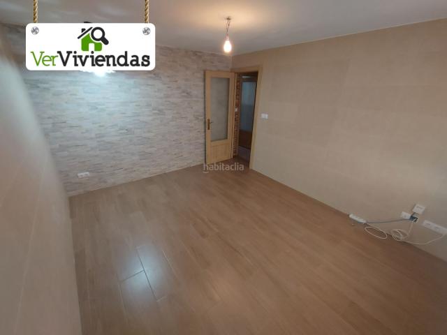 Planta baja en venta en Castellar del Vallès, Poble Casc Antic. Bonita planta baja con terraza. Plantas bajas Castellar del.