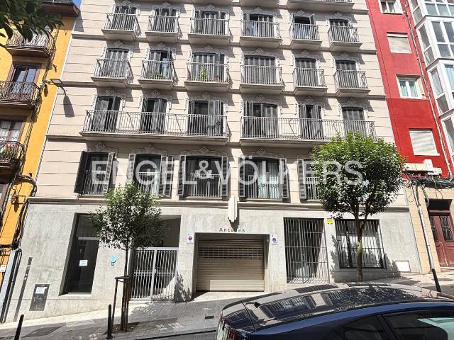 Planta baja en Venta en Centro Ayuntamiento