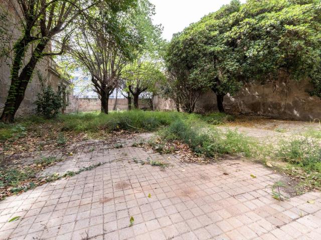 Planta baja en Venta en Centre