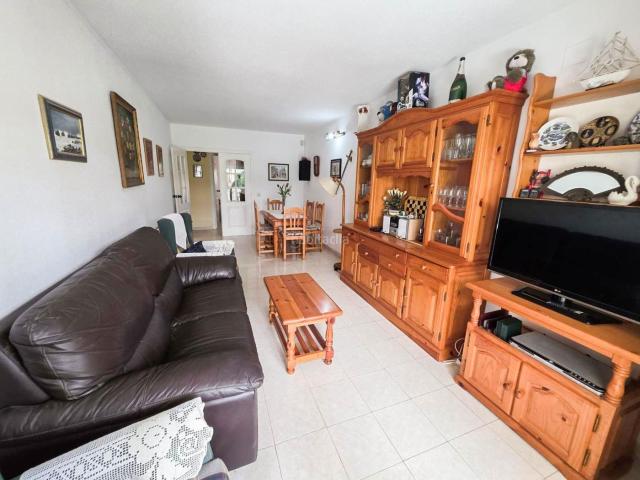 Planta baja en venta en Cunit, Cunidor Costa Dorada. Planta baja en venta en segunda línea de mar en Cunit. Plantas bajas.