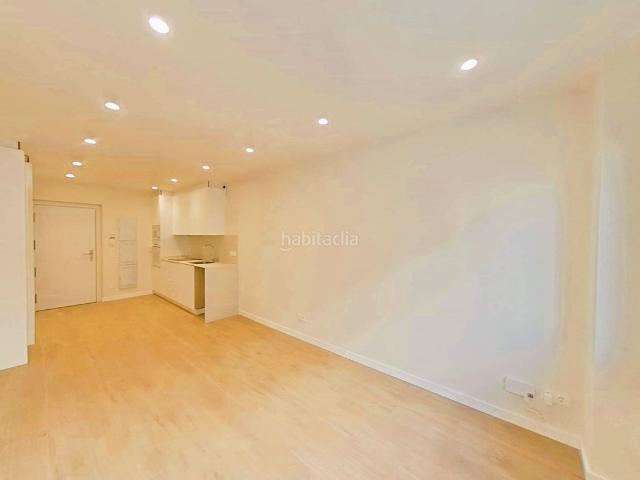 Planta baja en venta en Cubelles, Santa Maria l´Eixample Sud Sumella. Junto al centro y a escasos minutos de la playa. Plantas bajas.