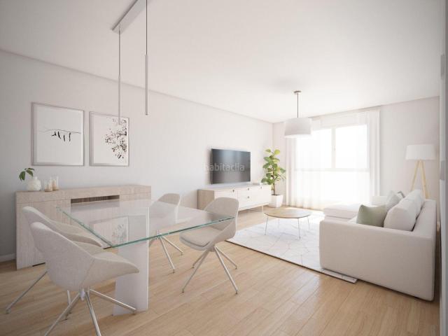Planta baja en venta en Cuéllar. Piso en venta en centro de Cuéllar. Ref.2010. Plantas bajas.
